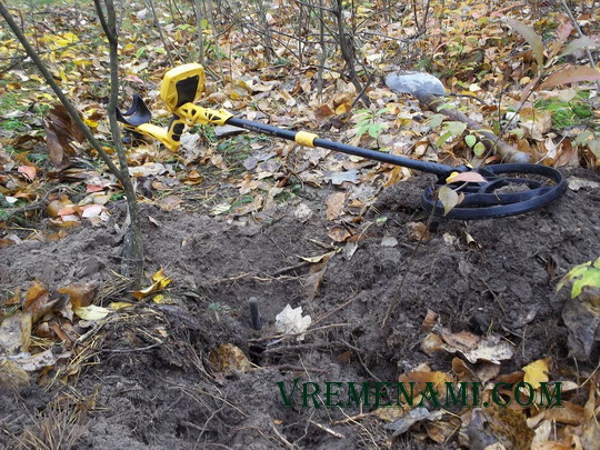 раскоп медной накладки