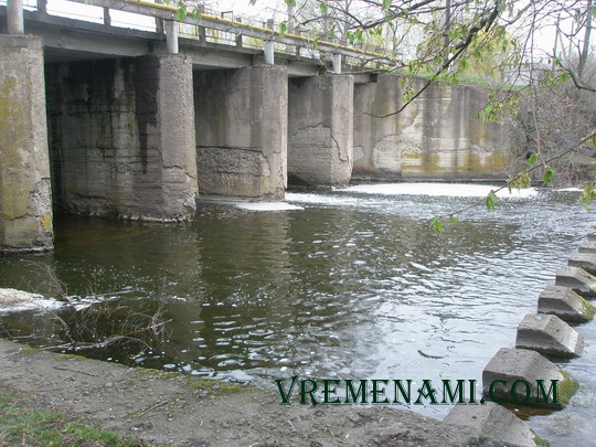 речной мост